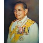 ครอสติสคริสตัล ในหลวงรัชกาลที่ 9 ฉลองพระองค์เครื่องแบบปกติขาว 3