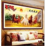 ม้าแปดตัวทุ่งสีทอง