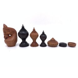 หมากรุกไทยไม้รุ่นหงส์มังกร2(กล่องไม้)