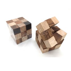ลูกเต๋างู Snake Cube M