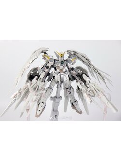 Pre-Order MG 1/100 (8827) Wing Show White Prelude [Daban] + Alloy Frame