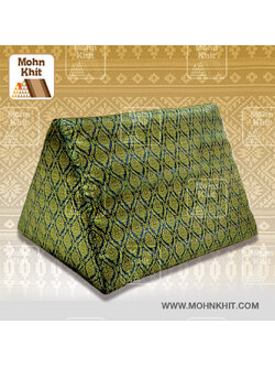 หมอนสามเหลี่ยม 15ช่องเดี่ยวปักด้ายทองปิดหน้าหมอน 53cmx36cmx32cm// Thai Tri-angle Cotton kapok silk pattern Traditional Floor Cushions .