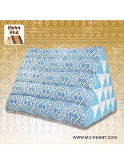 หมอนสามเหลี่ยม15ช่องเดี่ยวงานดีไซด์ 55cmx38cmx40cm// Thai Tri-angle Cotton kapok 100%Traditional Floor Cushions .