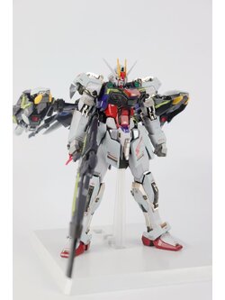 Daban 1/100 Lightning Striker [8830]