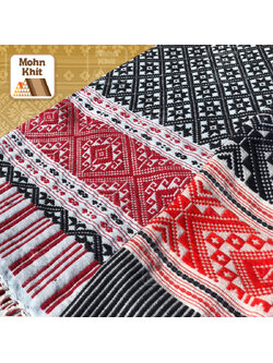 ผ้าคลุมไหล่ทอมือ ผ้าฝ้ายแท้ ผ้าขิดโบราณ ขนาด 60x200 cm//Hand-woven shawl, pure cotton, ancient Khit cloth, size 70x200 cm.