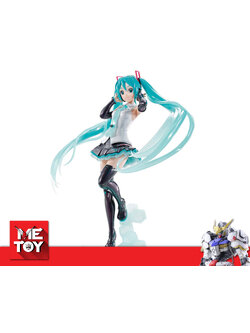 Figure-rise LABO Hatsune Miku V4X Plastic Model