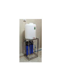 เครื่องกรองน้ำในโรงอาหาร 300 GPD, 1,100 ลิตรต่อวัน (โครงสแตนเลส + PE100 ลิตร + ลูกลอย)