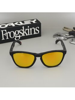 แว่นกันแดด Oakley Frogskins LIMITED EDITION OO9245-C0 Prizm 24K
