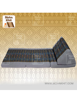 หมอนสามเหลี่ยม 10 ช่องติดเบาะ 3พับตัดต่อพิมพ์ทอง// 47x170x30cm// Tri-angle kapok100%Traditional Floor Cushions 10 holes with 3 part of mattress.