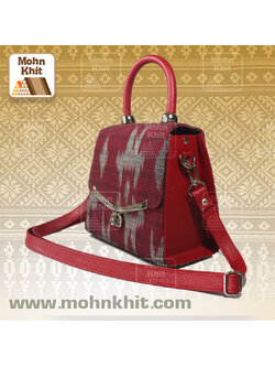 กระเป๋าผ้าทอมัดหมี่สีหมากสุก กระเป๋าถือ กระเป๋าหิ้ว 11x27x16 Cm//Khit Bag, Tote Bag, Tote Bag