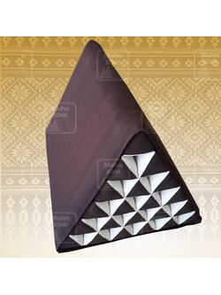 หมอนสามเหลี่ยม 21ช่องใหญ่ผ้าสีกรักพร้อมปลอกคลุม 60cmx80cmx50 cm // Big Triangle Khit Thai Floor Cushions Traditional handmade 21 holes.