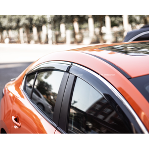 ชุดคิ้วกันสาดขอบแสตนเลส Mazda 3 (BP)