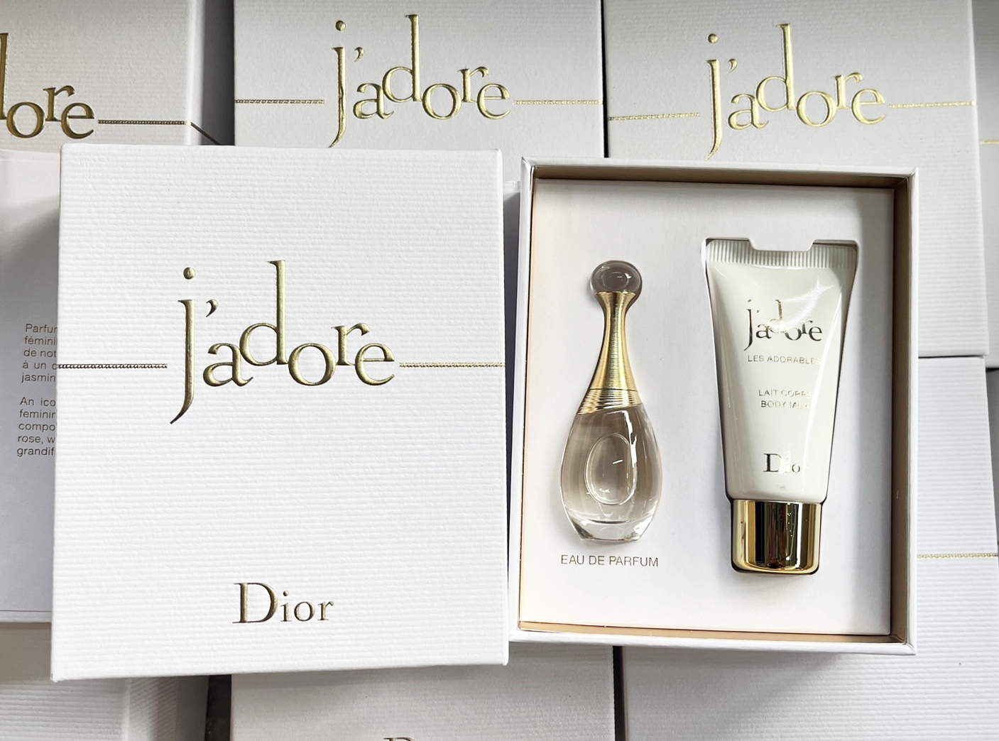 Dior J'adore Eau de Parfum 5ml & Body Milk Gift Set (5ml+20ml) เซตขนาดทดลอง ของแท้