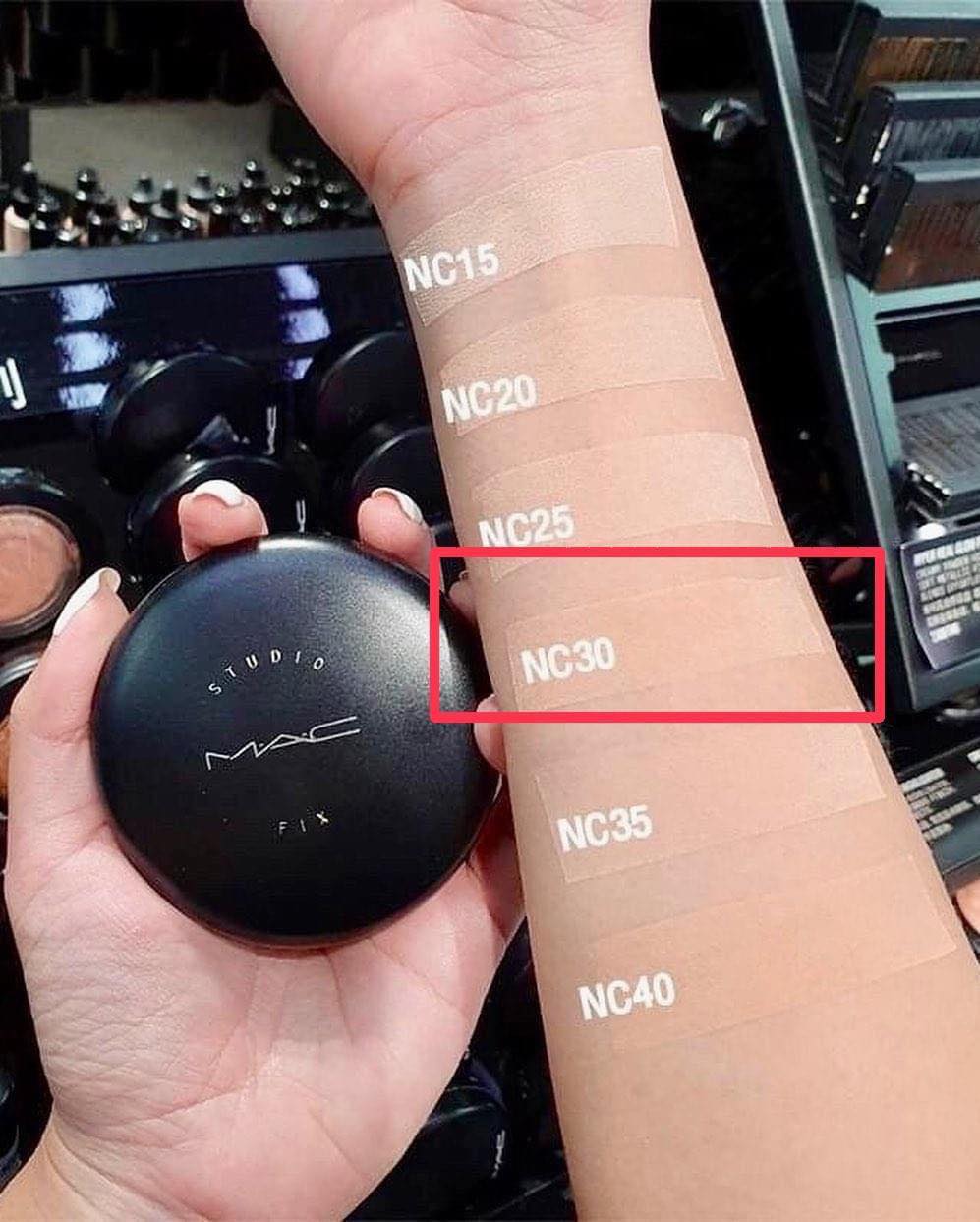 แป้งผสมรองพื้น MAC Studio Fix Powder Plus Foundation 15g.