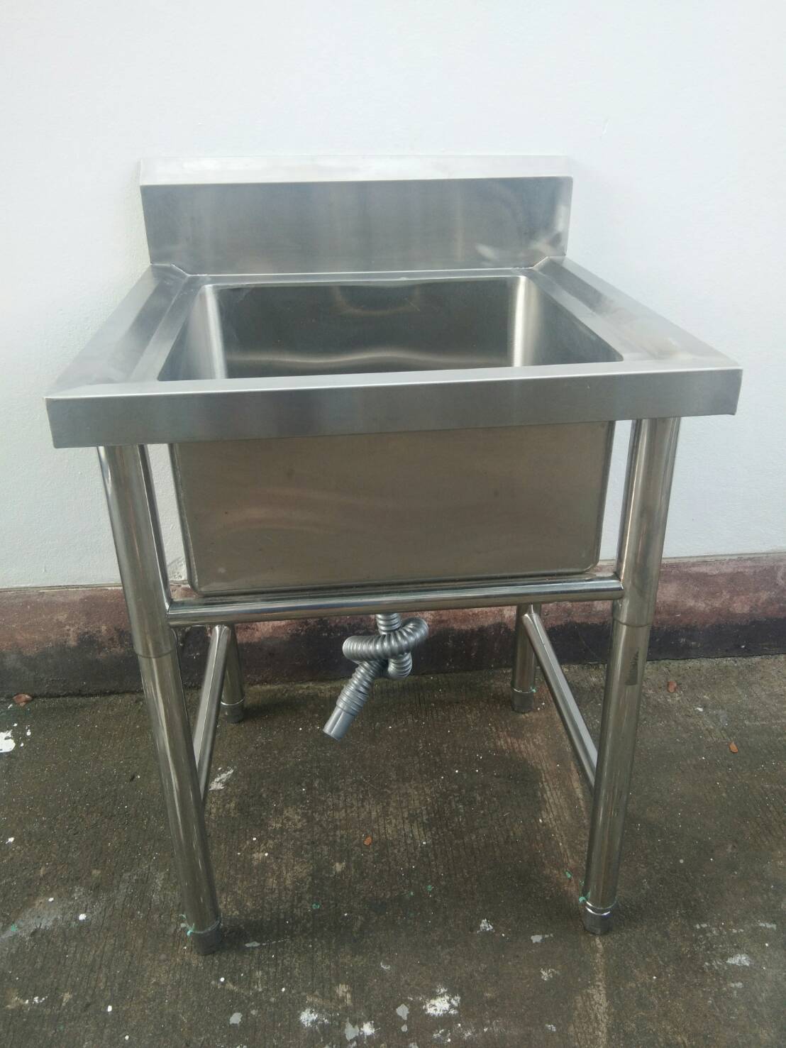 ซิงค์ล้างจานสแตนเลสแบบ 1 หลุม รุ่น: WDC-668