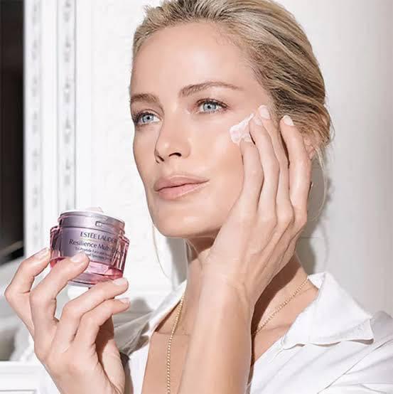 สูตรกลางวัน Estee Lauder Resilience Multi-Effect Tri-Peptide Face And Neck Creme 15ml. ครีม ลดริ้วรอย ขนาดทดลอง ของแท้