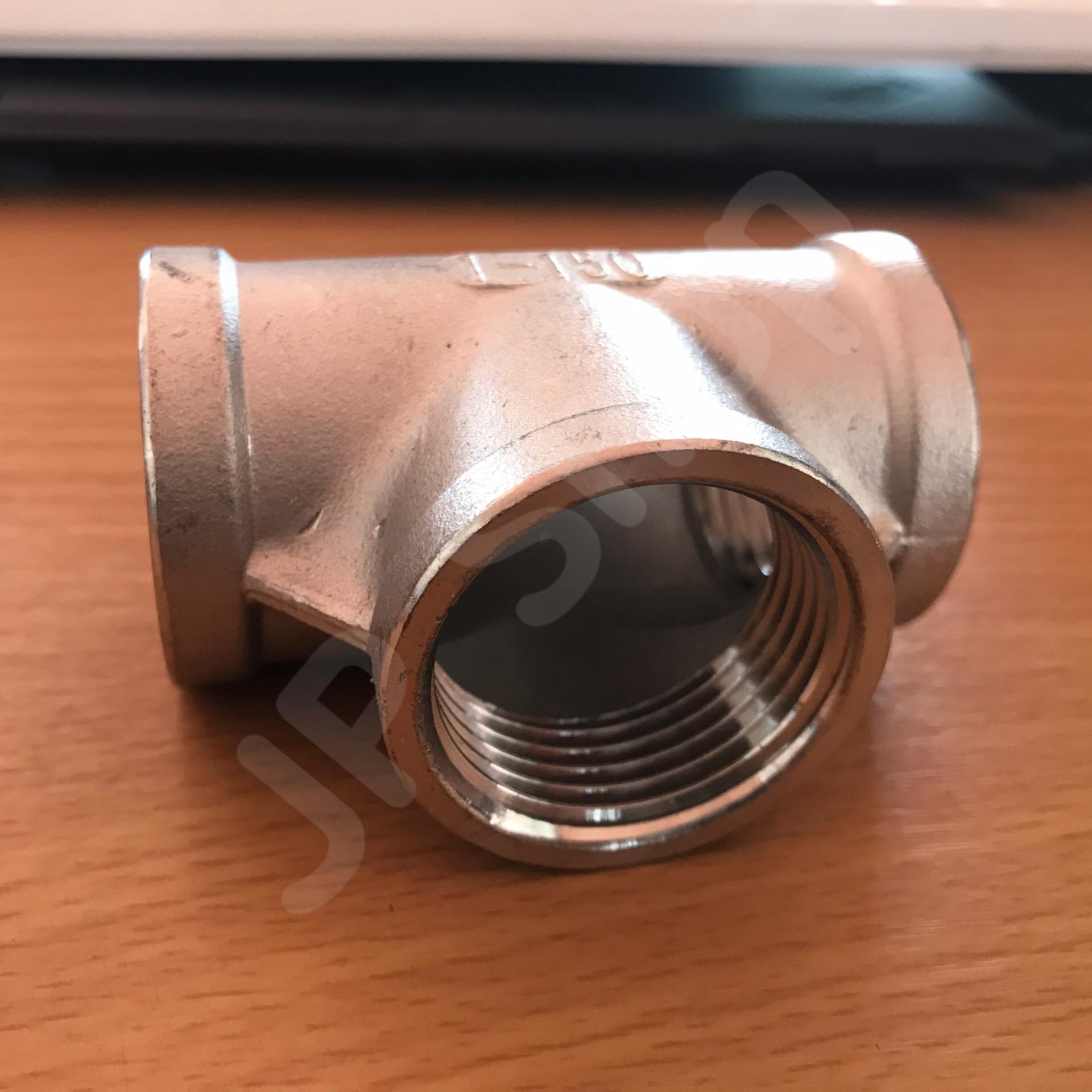 ข้อต่อสามทางสแตนเลส 304 ขนาด 1 นิ้ว (Stainless Steel Tee 304, 1" Female Thread (Tee F/F/F) #2851