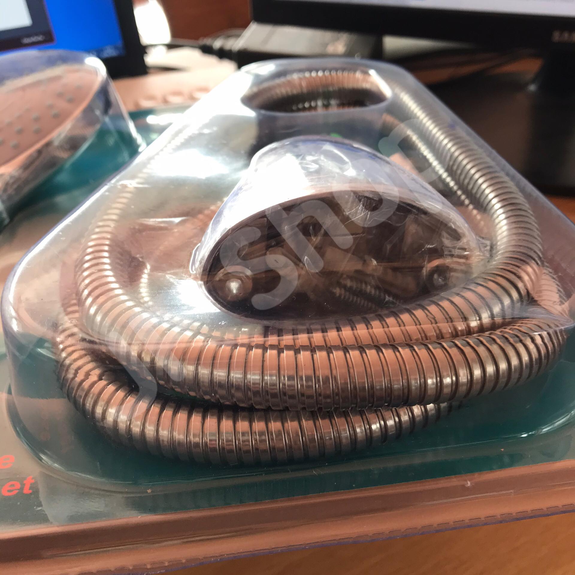 ฝักบัวอาบน้ำ ชุดฝักบัวอาบน้ำ ปรับระดับได้ มี ฝักบัว+สาย+ที่แขวน ตัดยอดทุกๆชั่วโมง ทนทาน สั่งเลย โกดังในไทย