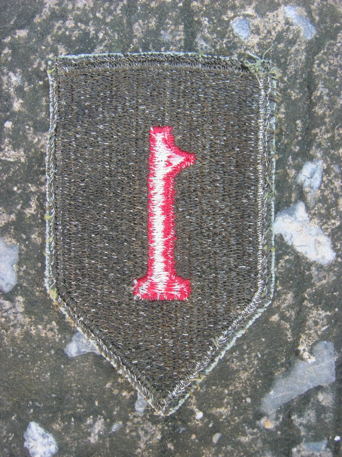อาร์มหน่วยกองพลทหารราบที่ 1 กองทัพสหรัฐฯ 1st Infantry Division patch