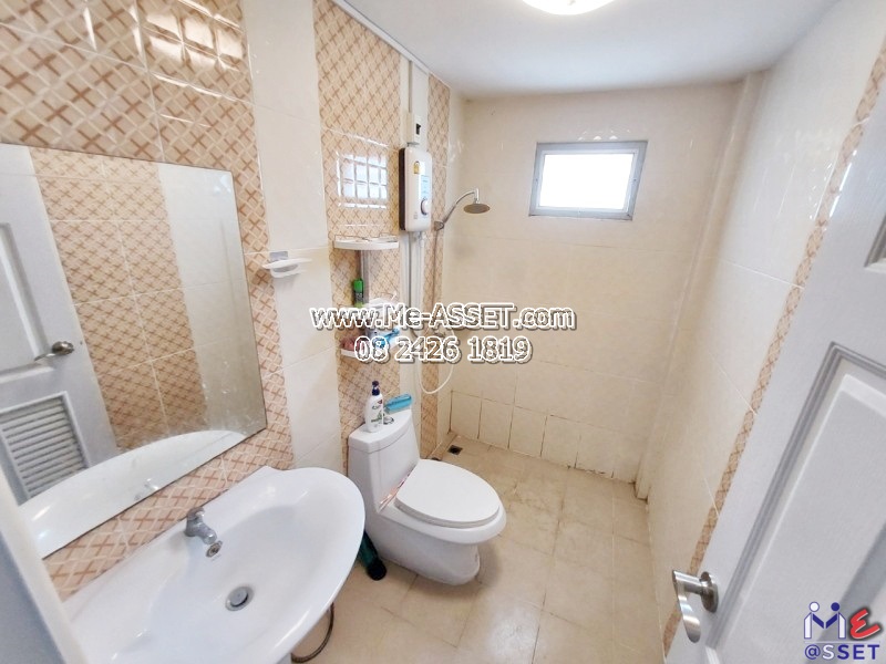 ขายทาวน์โฮม ถนนเมน ต้นโครงการ ย่าน วัดเพลินเพชร ไร่ขิง กระทุ่มล้ม เพชรเกษม พุทธมณฑลสาย 5 : ม.แกรนด์วิลเลจ 2 : 2 ชั้น 27.6 ตร.วา