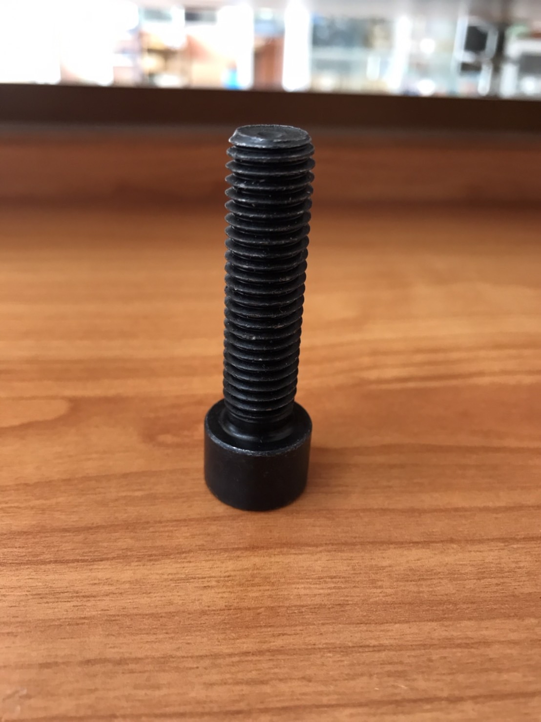 สกรูหัวจมดำ M12 เกลียว 1.75 มิล ยาว 45 มม.( Black Socket Head Screw M12 Thread 1.75mm Length 45mm)#000010
