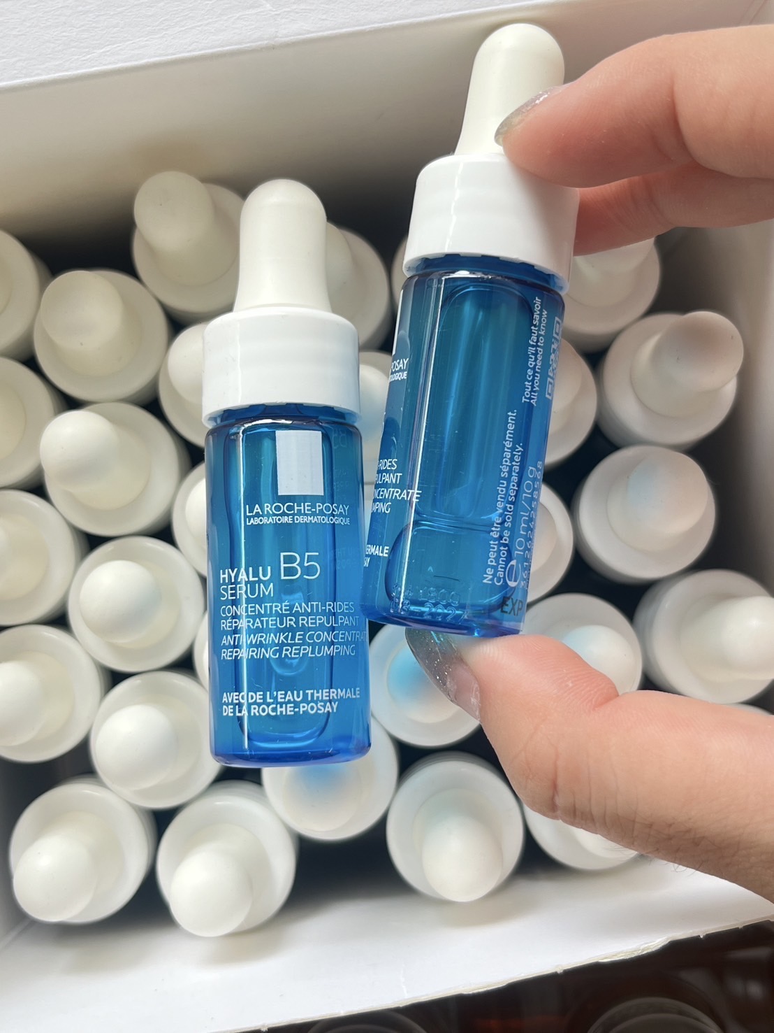 La Roche-Posay Hyalu B5 Serum 10ml (ขนาดทดลอง – No Box) เซรั่ม (1ขวด)