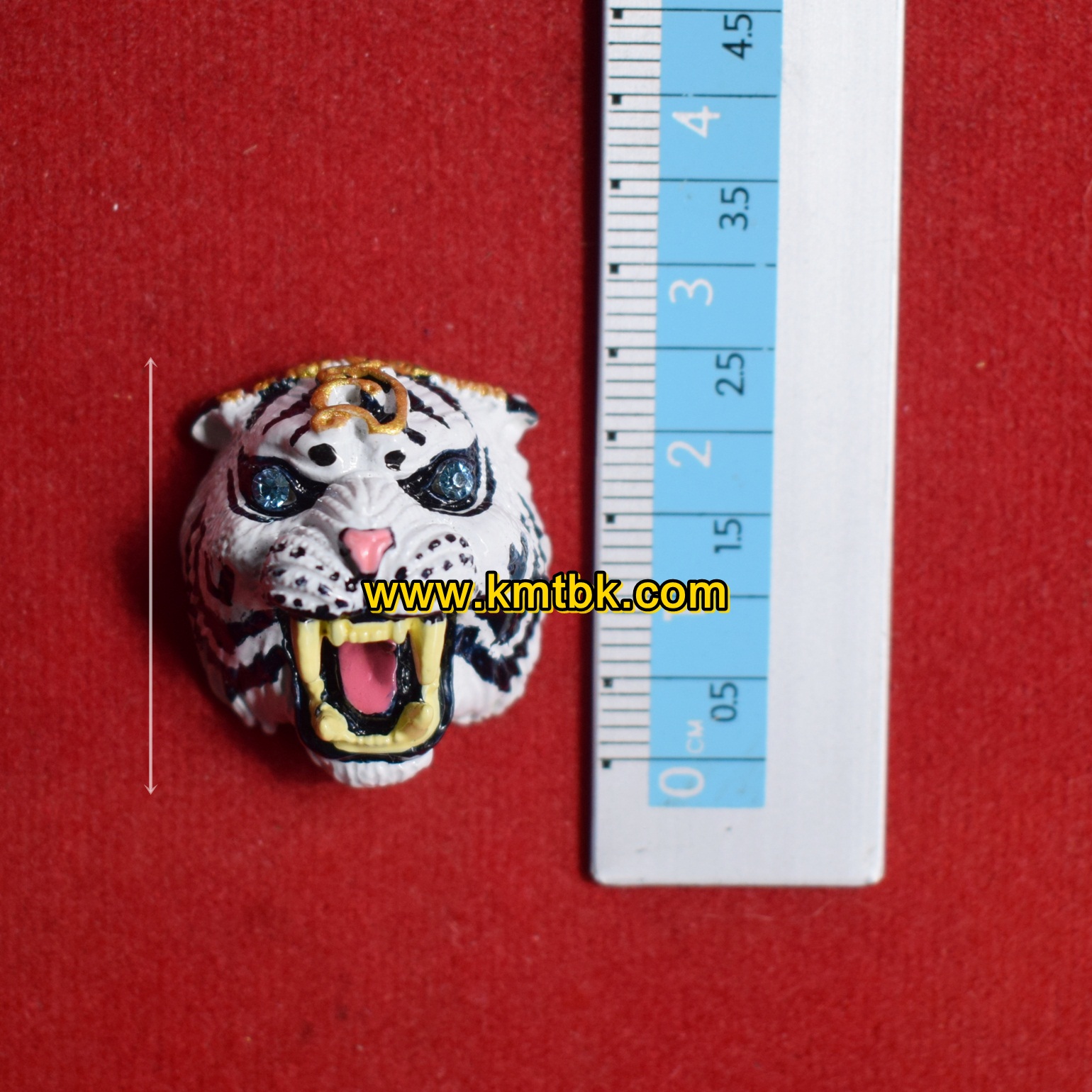 หัวเสือ หน้าเสือ วัดบางพระ (หลวงพ่อเปิ่น) จ.นครปฐม เนื้อโลหะ เพ้นท์สีขาว พิมพ์เล็ก ปี2554 ของแท้จากวัด