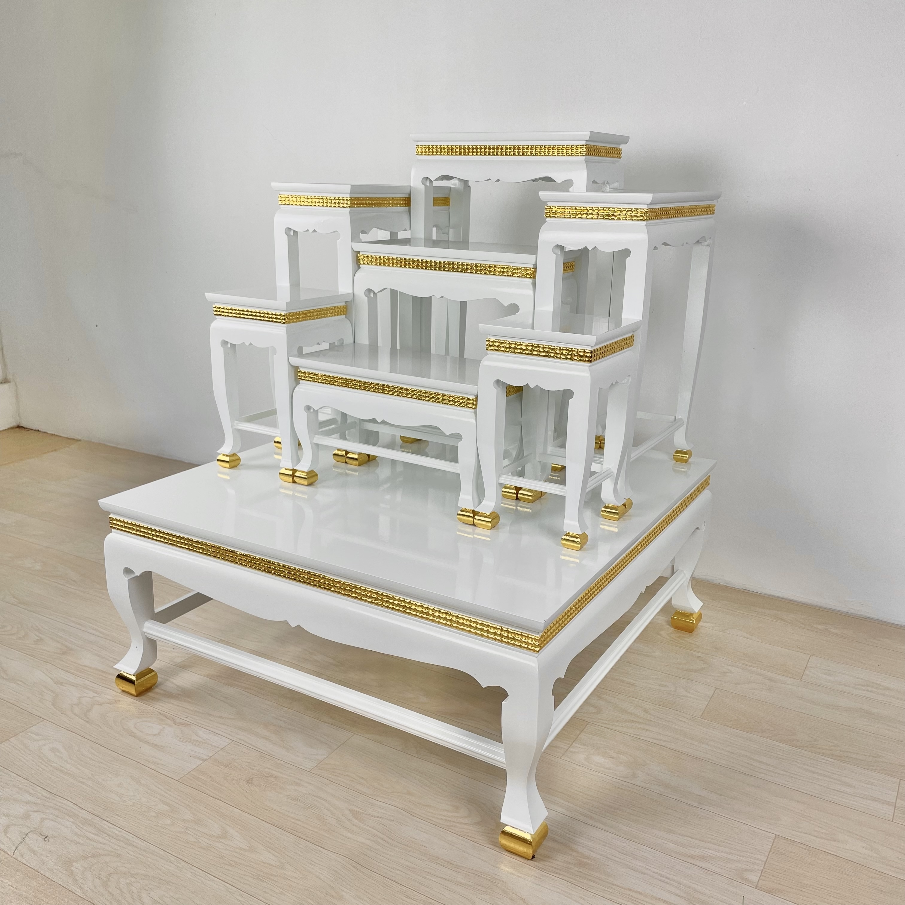 โต๊ะหมู่ 7 หน้า 8 พิกุลขาว