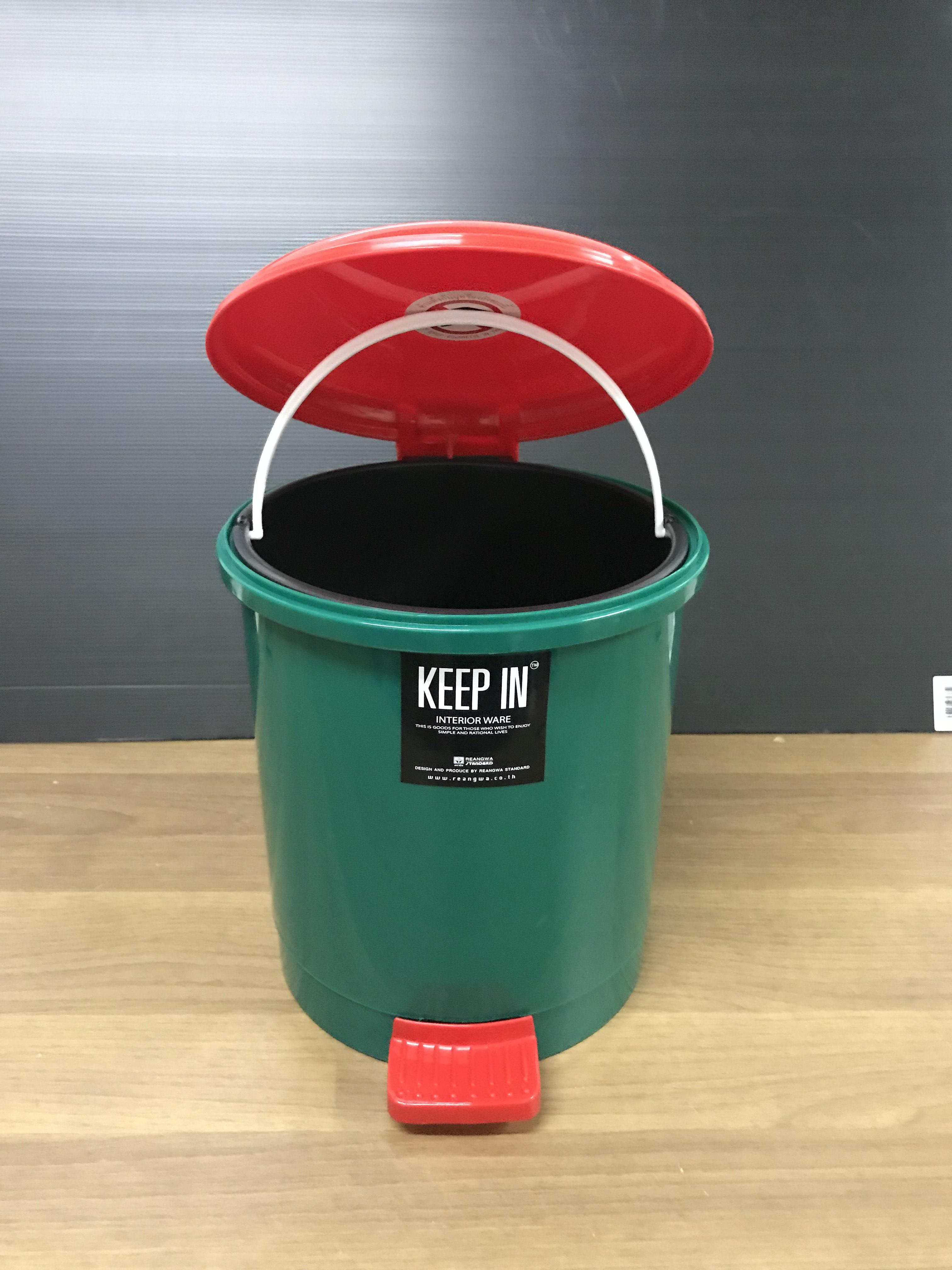 ถังขยะเท้าเหยียบ พลาสติก ทรงกลม 10 ลิตร