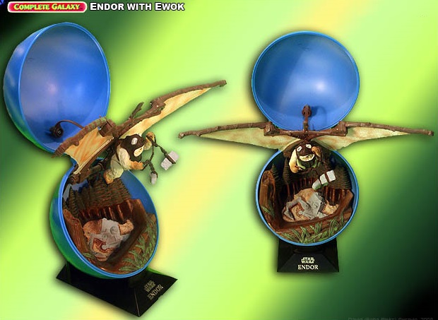 Endor With Ewok Complete Galaxy - Star Wars Hasbro (1998 Toys)