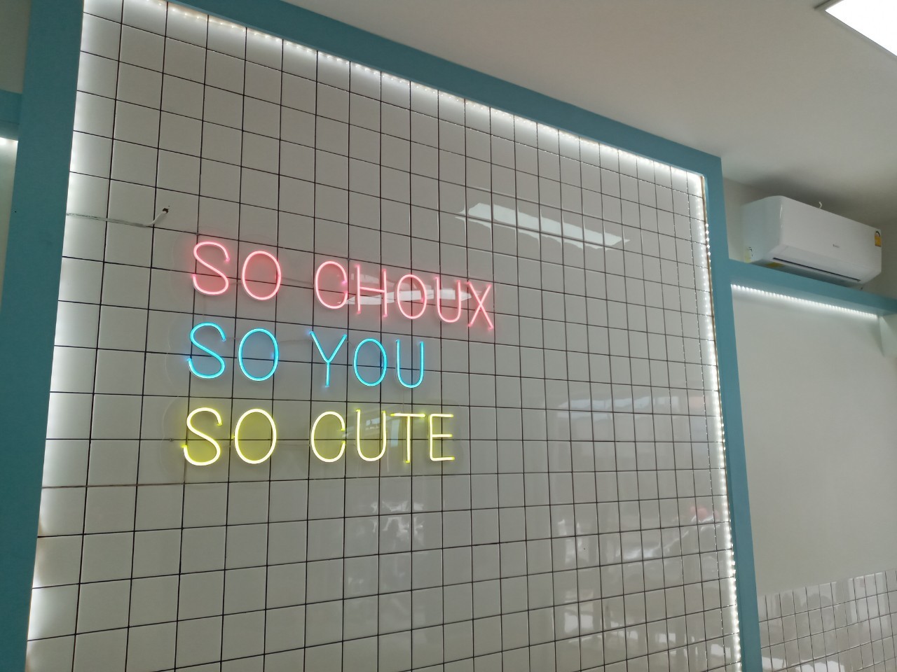 ป้ายไฟนีออน