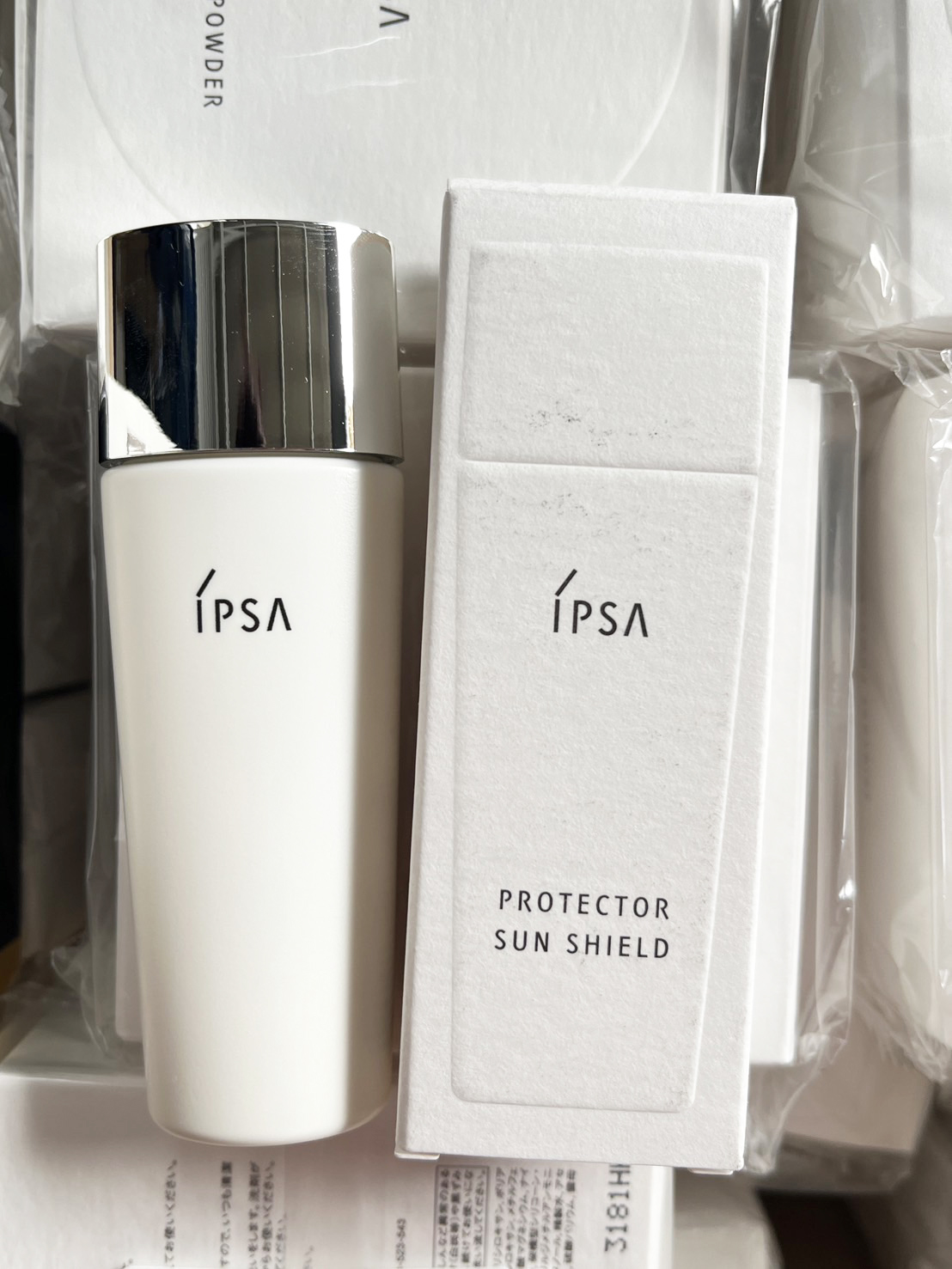 IPSA Protector Sun Shield E 30ml. กันแดดเนื้ออิมัลชั่น (ป้าย NOT FOR SALE)