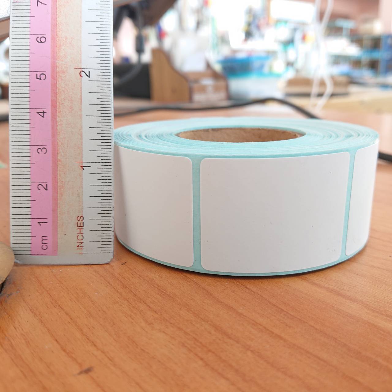 สติ๊กเกอร์บาร์โค้ดความร้อนแนวตั้ง เทอร์มอล สติ๊กเกอร์ ลาเบลม้วน ป้ายสติ๊กเกอร์ ฉลาก ฉลากการจัดส่ง สติ๊กเกอร์บาร์โค้ด กระดาษความร้อน ขนาด 30*40*800ดวง#3040800