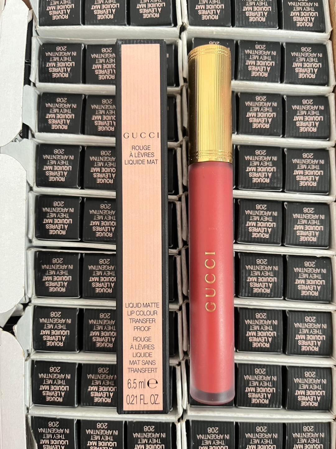Gucci Lipstick Rouge A Levres Liquid Mat Lip Colour 6.5ml. สี 208 They Met in Argentina ลิปแมทกำมะหยี่ เนื้อลิควิด