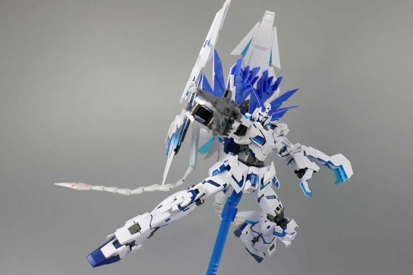 (6656) MG 1/100 Unicorn Perfectibility [Daban]