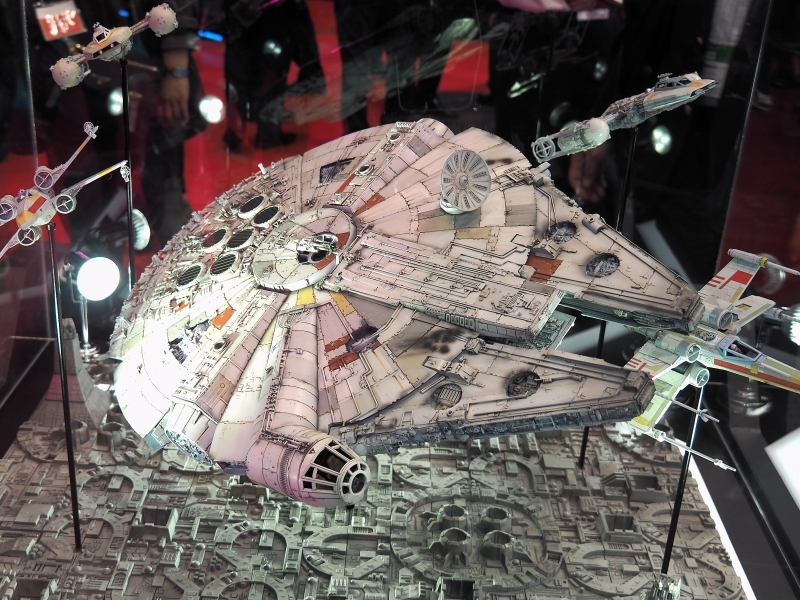 1/72 Perfect Grade Millennium Falcon PG BANDAI - Star Wars