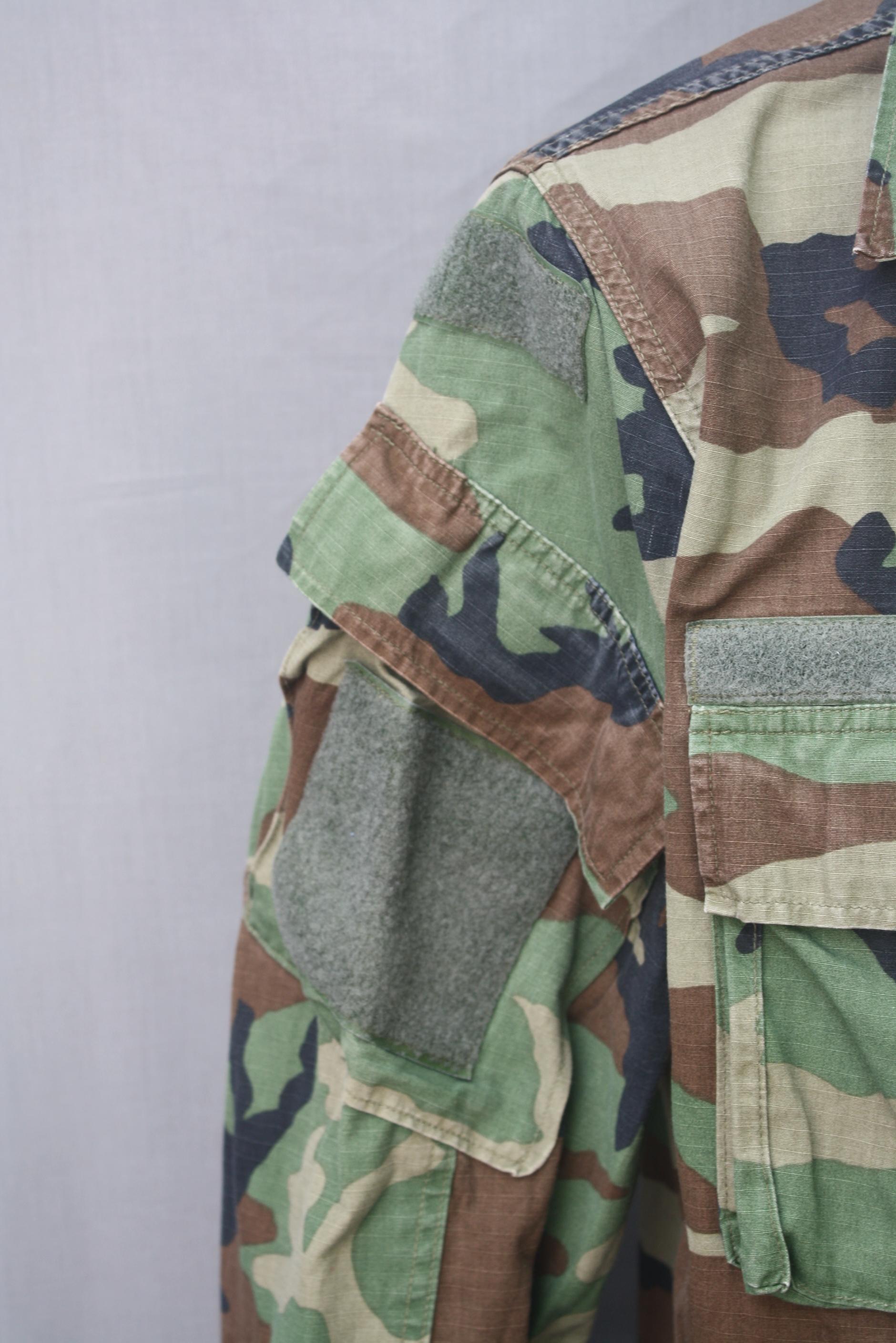 เสื้อ woodland pattern Combat Uniform
