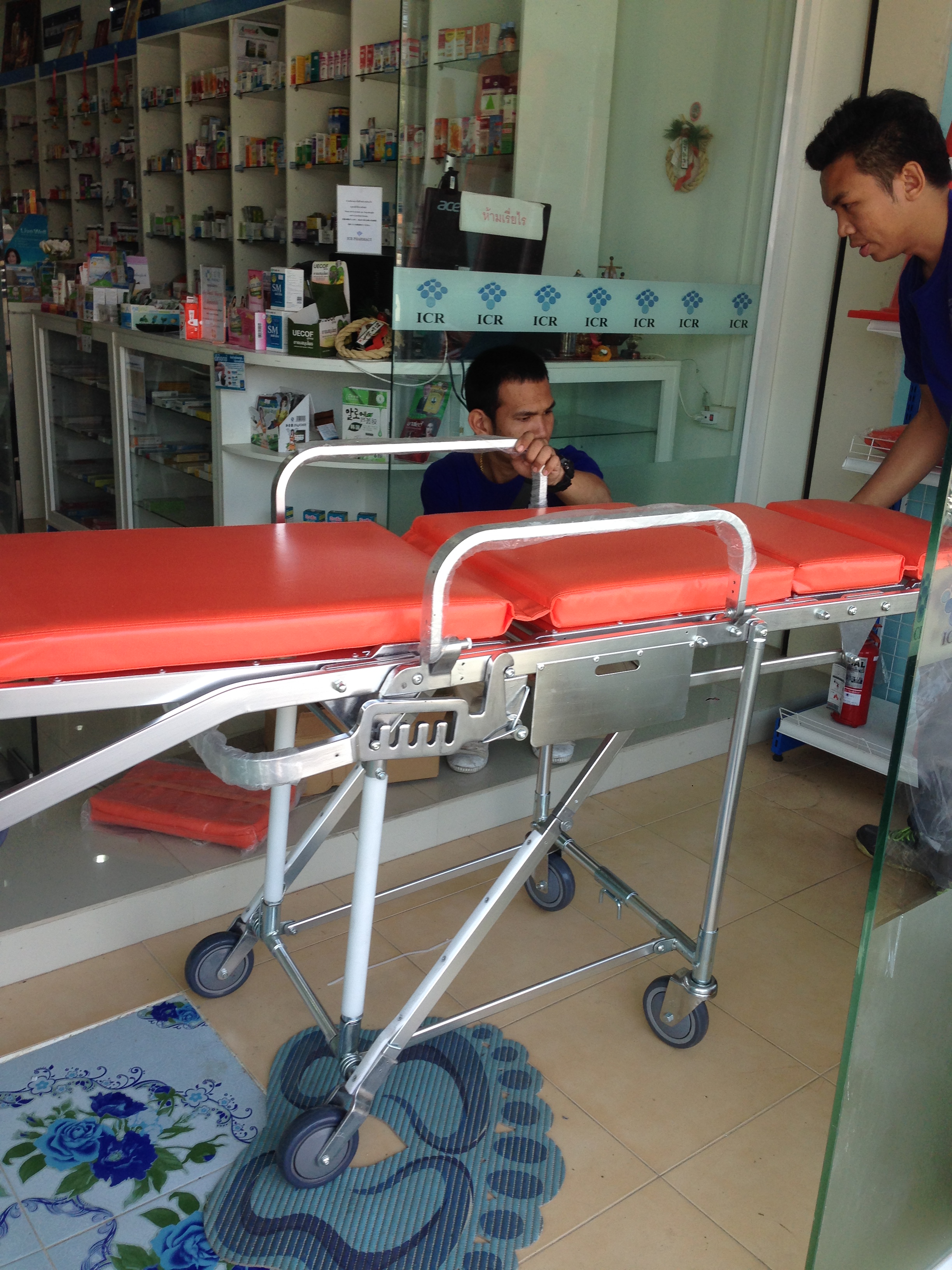 เตียงฉุกเฉิน Stretcher สำหรับรถพยาบาล รถกู้ภัย วัสดุ อลูมีเนียม