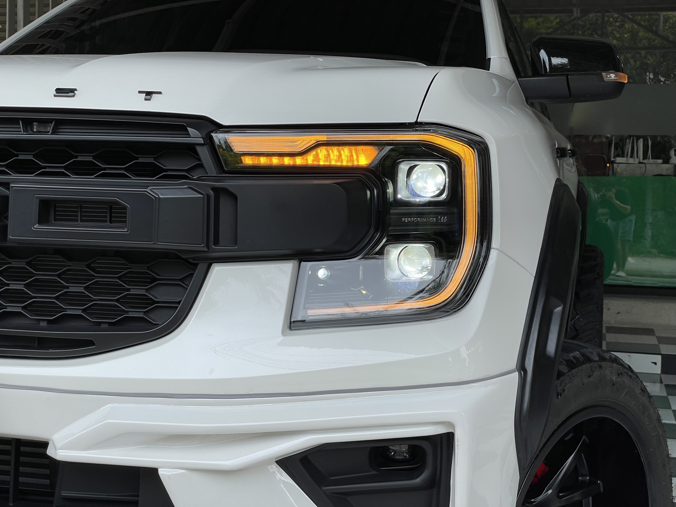 ชุดโคมไฟหน้าฟอร์ด Next Gen Ranger รุ่น Raptor