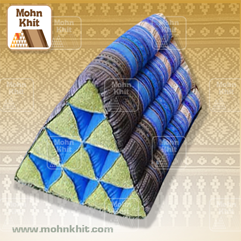 หมอนสามเหลี่ยมผ้าไทยภูเขา 10 ช่อง50x28x30Cm Tri-angle hill tribe pattern Traditional Floor Cushions 10 holes.