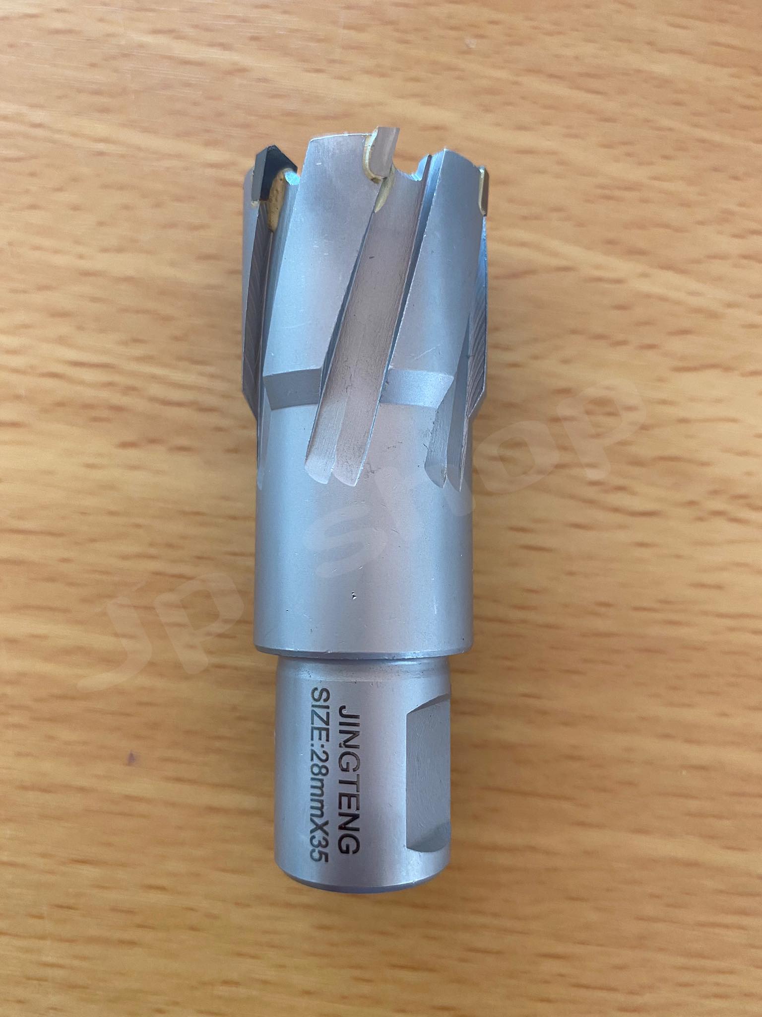 ดอกสว่านเจ็ทบอส แบบโฮลซอว์คาร์ไบสำหรับเจาะเหล็กหนา ด้วยสว่านแม่เหล็กไฟฟ้า ขนาด28*35มม. #2835