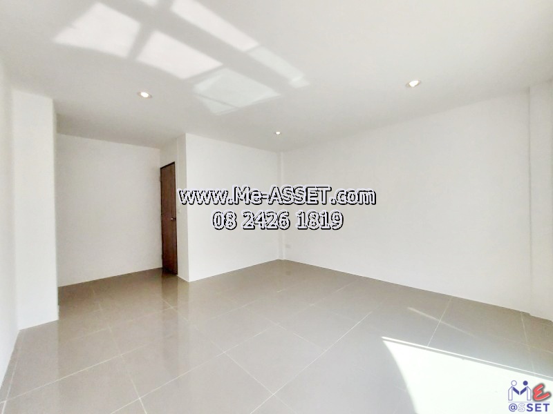 ขายทาวน์เฮ้าส์รีโนเวทใหม่ ย่าน อ้อมน้อย กระทุ่มแบน พุทธสาคร เศรษฐกิจ1 เพชรเกษม118 : ม.บ้านพงษ์ศิริชัย 1 : 3 ชั้น 17 ตร.วา