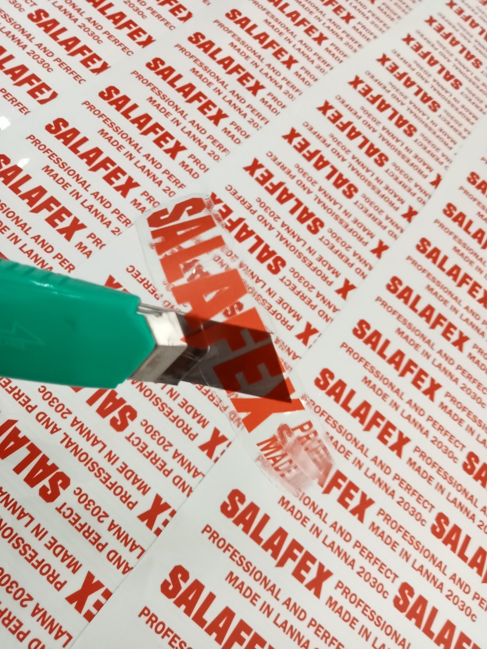 งานสติกเกอร์ไดคัท