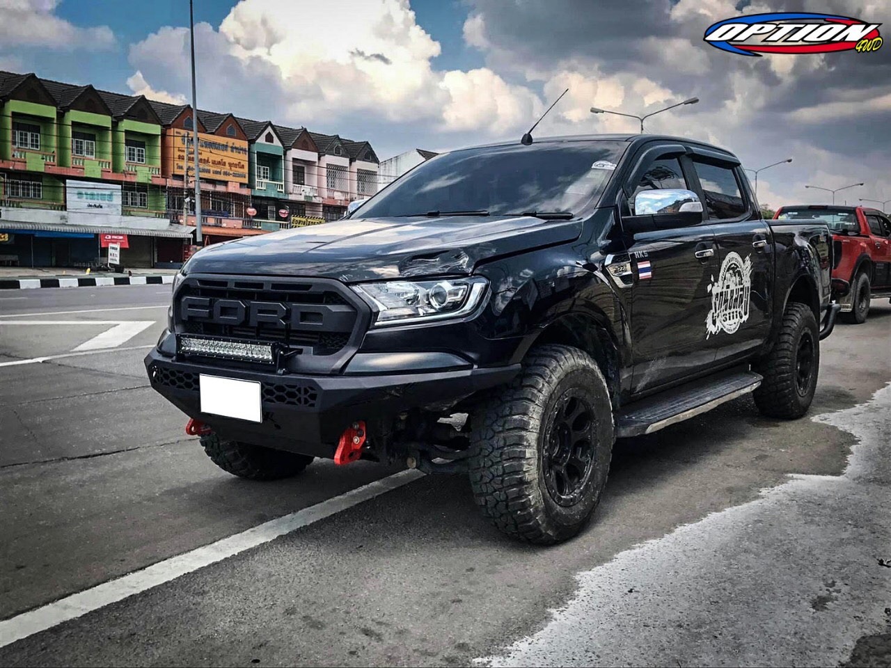 ชุดกันชนหน้า Option 4WD