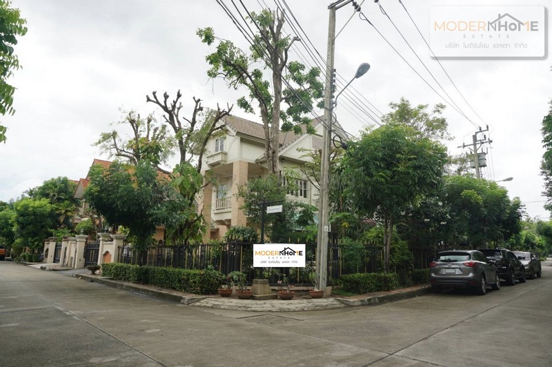 MDH6715 ขาย บ้านเดี่ยว 2 ชั้น โครงการ ลัดดารมย์ เอกมัย-รามอินทรา Laddarom Ekkamai-Ramintra โครงการใกล้ทางขึ้้น ลงทางด่วน ขนาด 125.6 ตร.ว. 4 ห้องนอน ถนนประดิษฐ์มนูธรรม