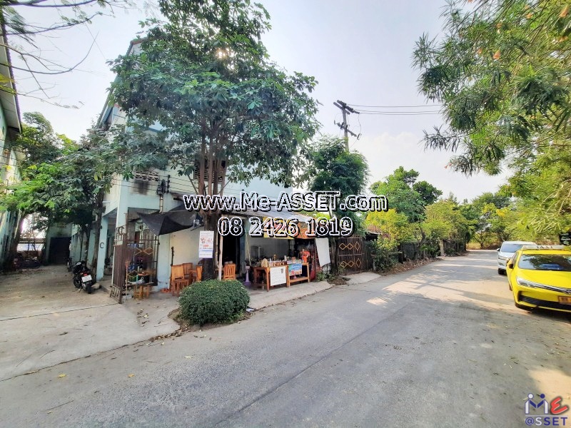 ขายที่ดินพร้อมสิ่งปลูกสร้าง หอพัก 81 ห้อง พร้อมผู้เช่าเต็ม ย่าน ซอยวินา ไร่ขิง สามพราน : ใกล้บ.ทอยเวิลด์ ถ.พุทธมณฑลสาย 5 : 3 ชั้น 3 คูหา 357.7 ตร.วา