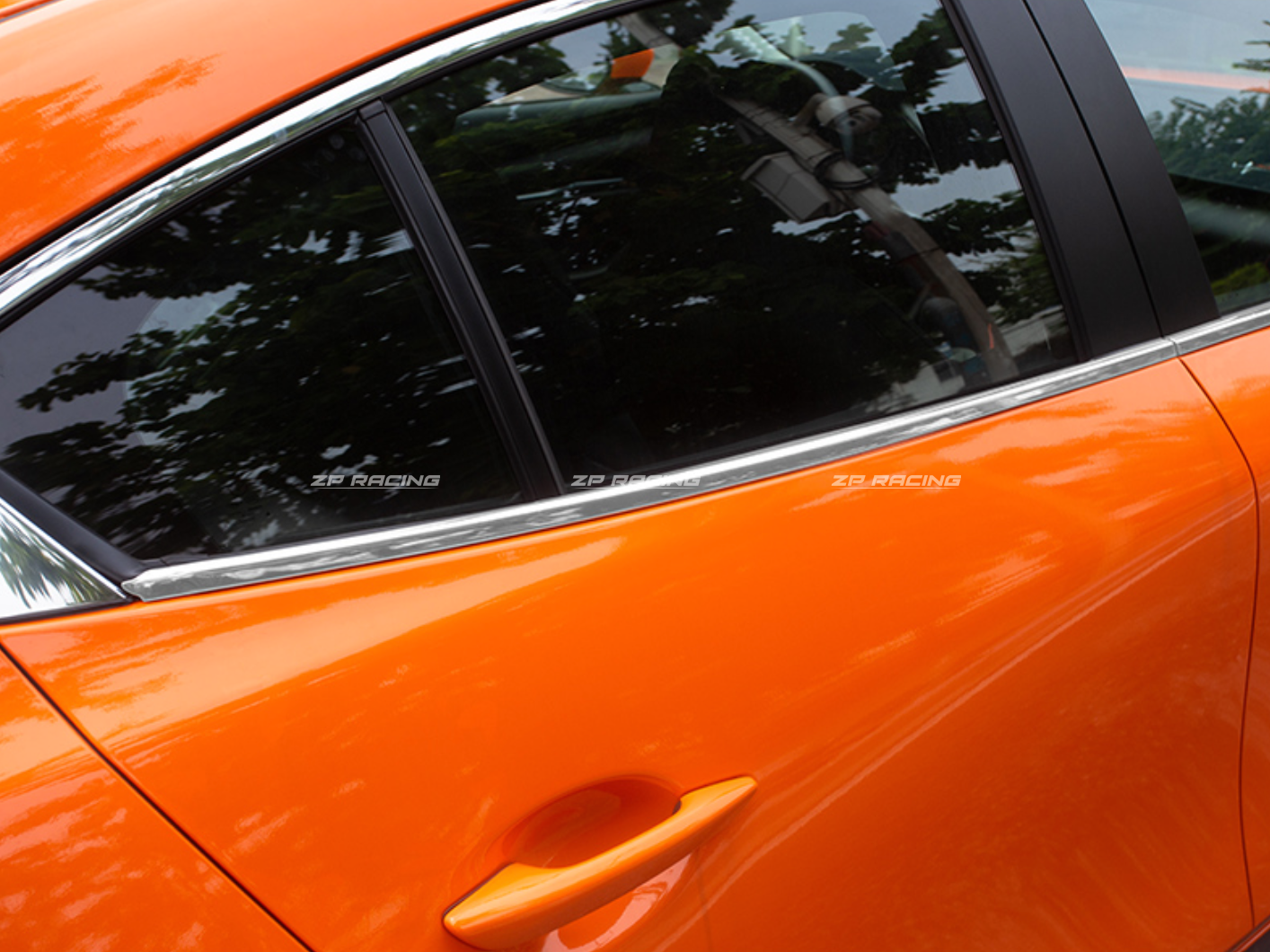 คิ้วกระจก (ขอบล่าง) Mazda 3 (2020)