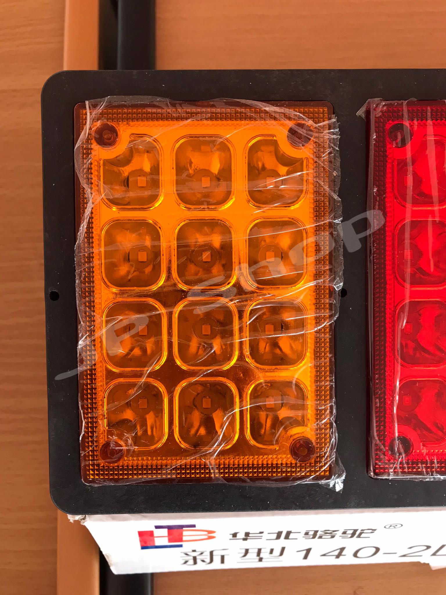 ไฟท้ายรถ 140-2 LED 24V 3สี ขาว เหลือง แดง ราคา/คู่ พร้อมส่ง #3005