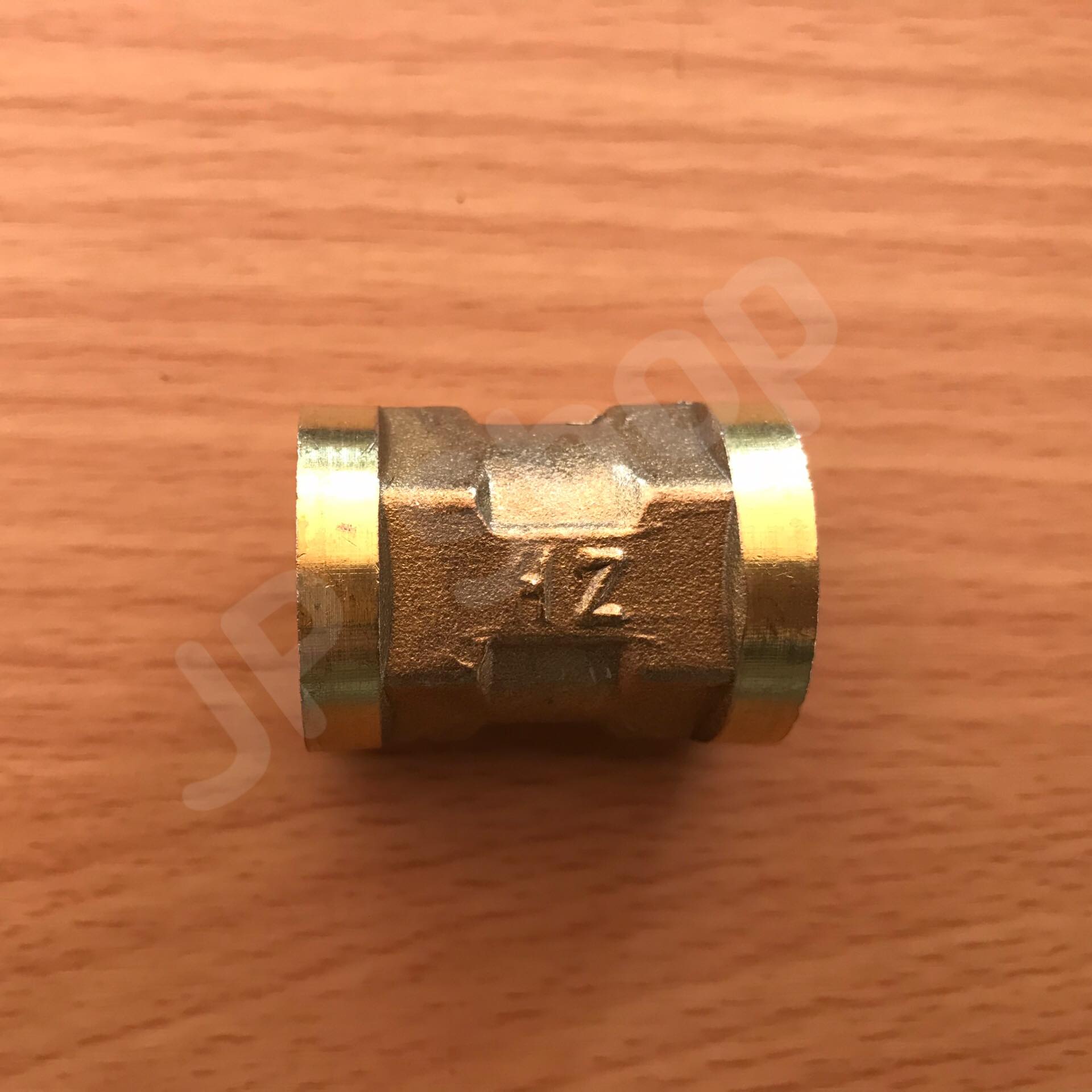 ข้อต่อตรงทองเหลืองขนาด 4 หุน เกลียวใน ข้อต่อ ทองเหลือง ต่อตรงเกลียวใน #1854