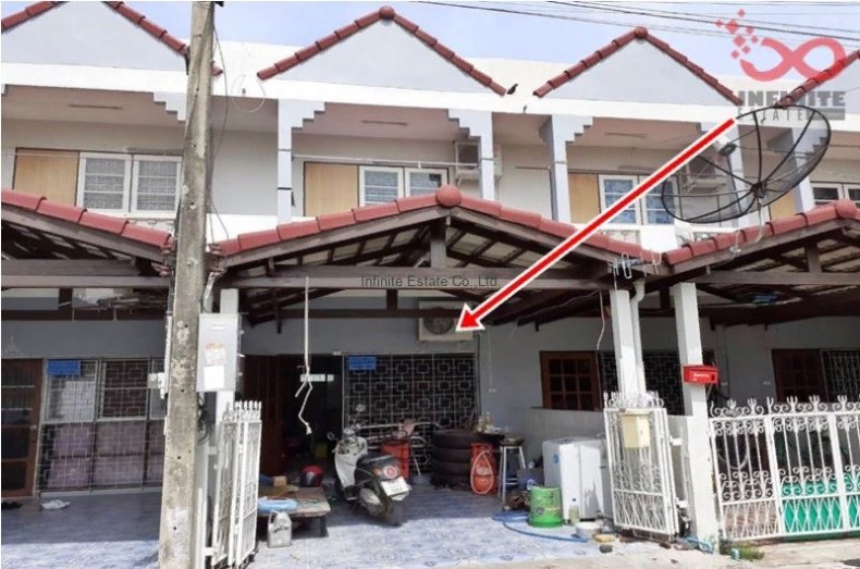 ขายทาวน์เฮ้าส์ ถ.เพชรเกษม ต.ท่าตำหนัก อ.นครชัยศรี นครปฐม ปากทางวัดไทร / พื้นที่ 2 ชั้น 15 ตารางวา